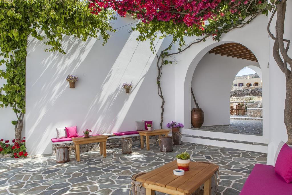 Aegeo Hotel Folegandros Town ภายนอก รูปภาพ