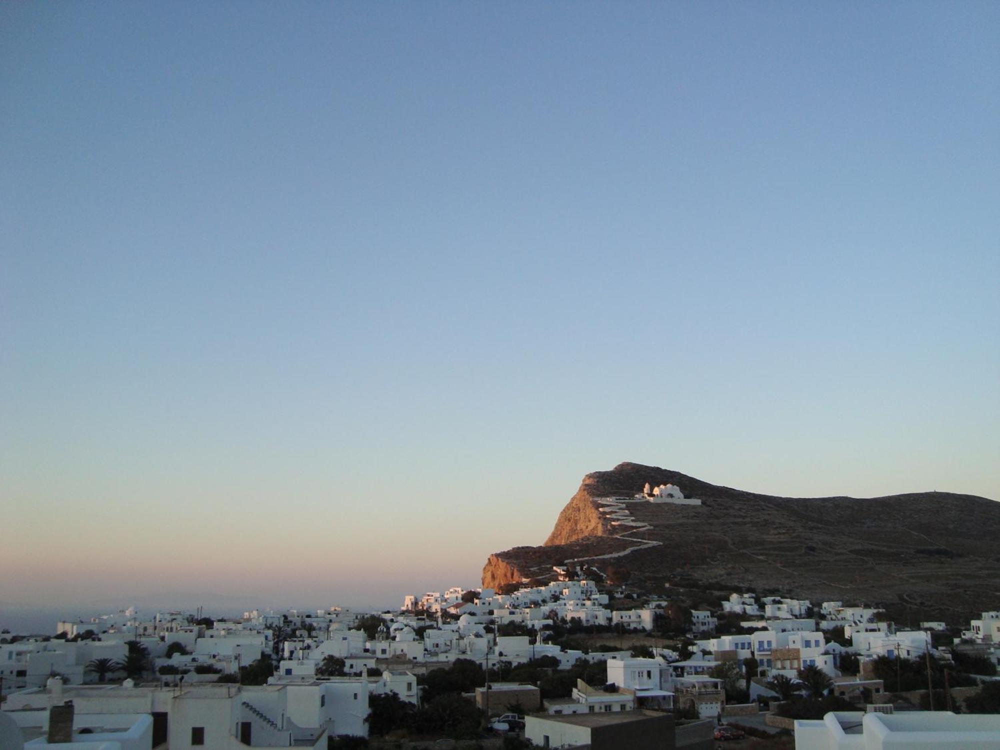 Aegeo Hotel Folegandros Town ภายนอก รูปภาพ