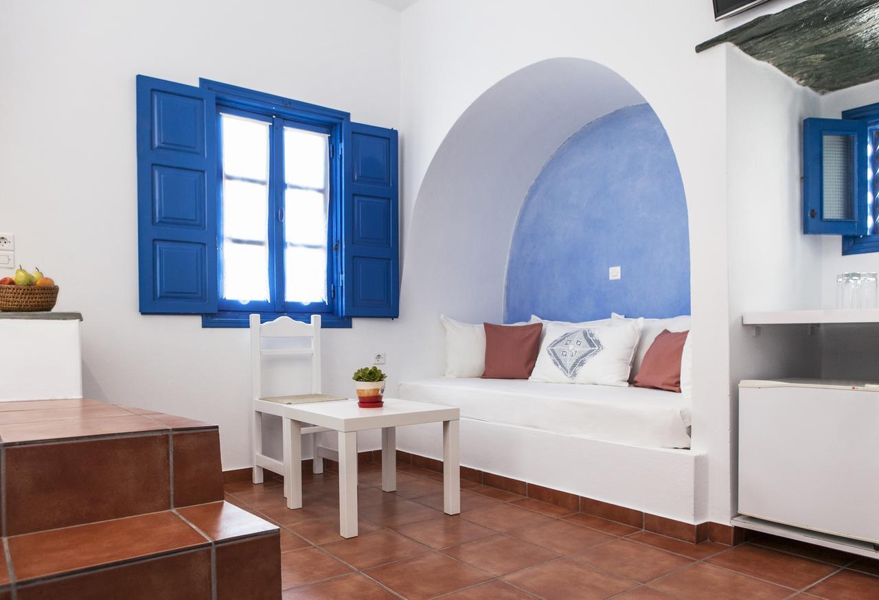 Aegeo Hotel Folegandros Town ภายนอก รูปภาพ