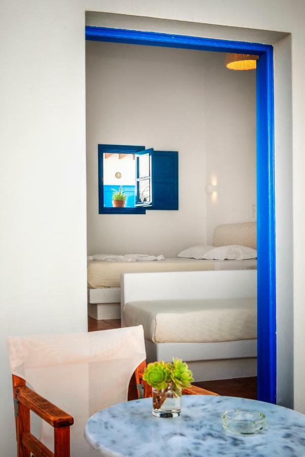 Aegeo Hotel Folegandros Town ภายนอก รูปภาพ